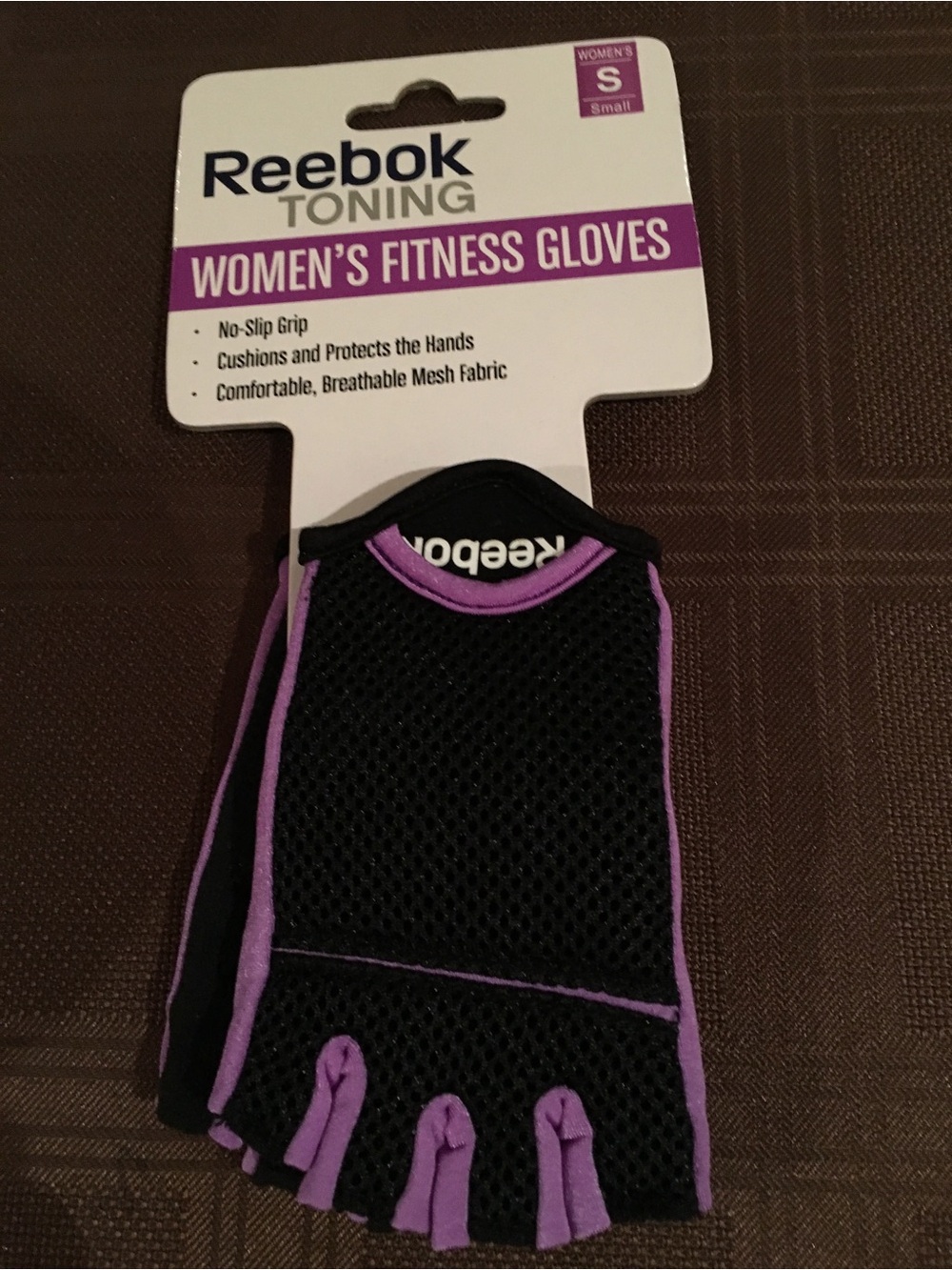 Reebok Women’s Black and Purple Fingerless Fitness Gloves